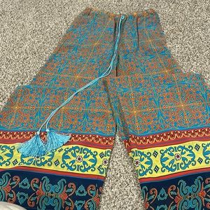 Women’s flowy pants
